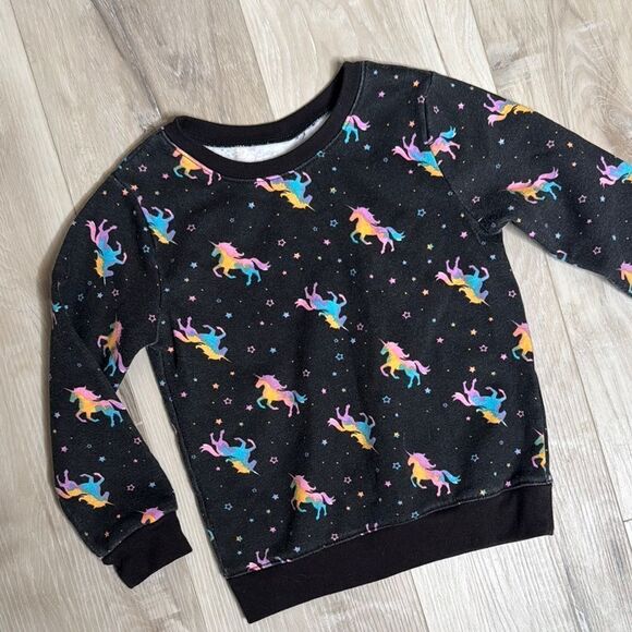 Unicorn Sweatshirt & Sweatpants w/ Extra pair of leggings Size 4T - Picture 2 of 6